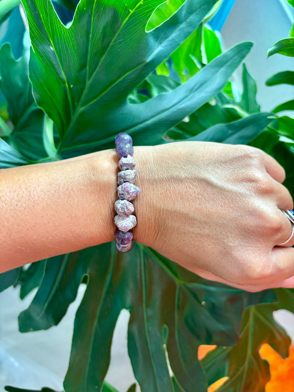 Rough Ruby & Chevron Amethyst bracelet